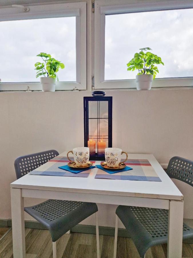Central Studio Apartments Varsó Kültér fotó