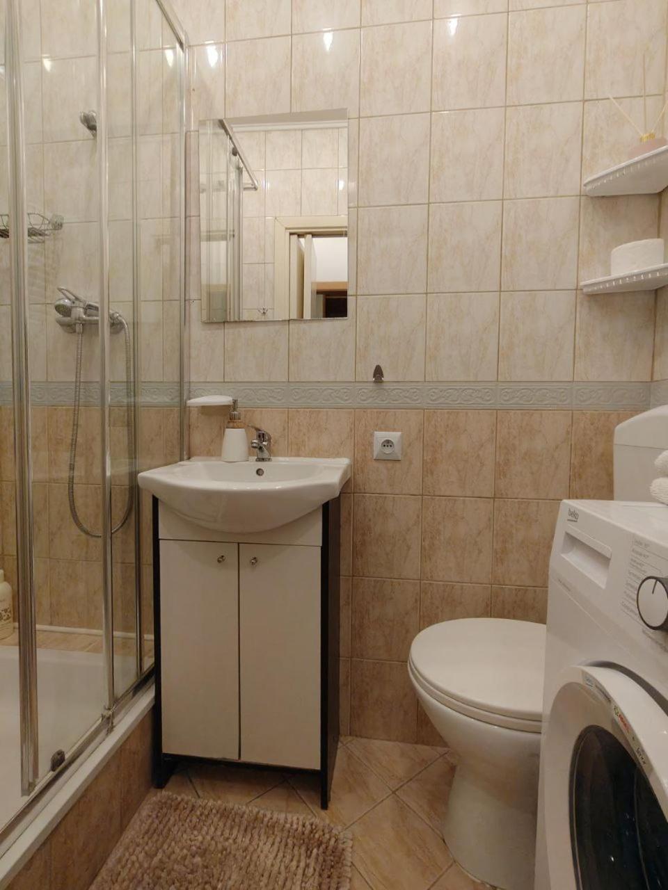 Central Studio Apartments Varsó Kültér fotó