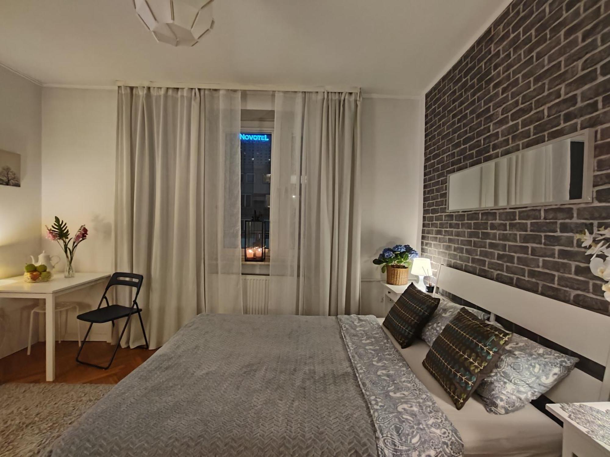 Central Studio Apartments Varsó Kültér fotó